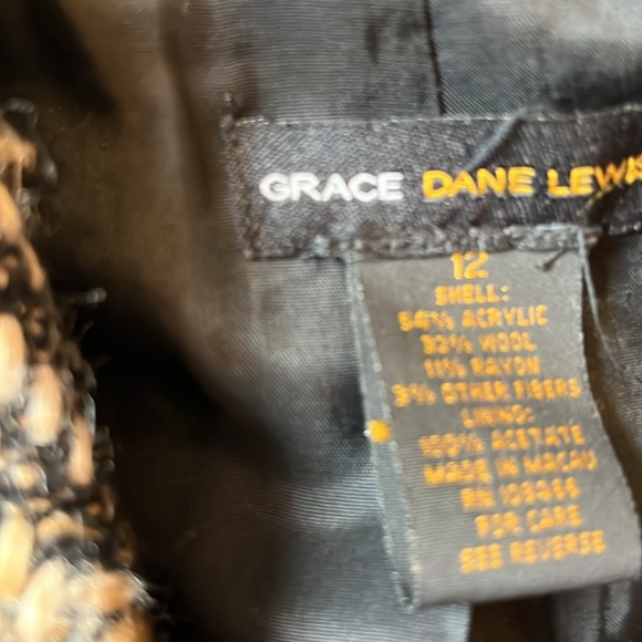 Grace, Dane Lewis coat. Tweed black and tan. Size 12. Lined. Slit  in the back. - Picture 3 of 7